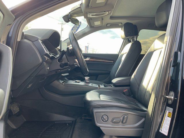 2018 Audi Q5 2.0T Premium Plus - Moonlight Blue exterior view 9