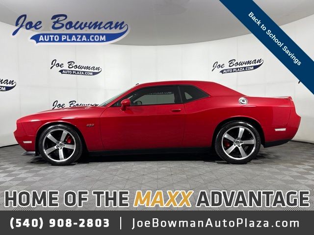 Redline 3 Coat Pearl 2012 Dodge Challenger Coupe Rear-Wheel Drive 6-Speed Manual