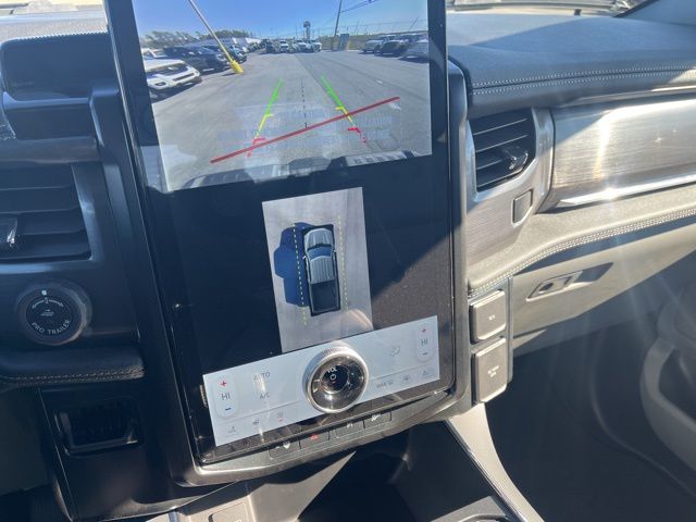 2025 Ford F-150 Lightning Flash:167993