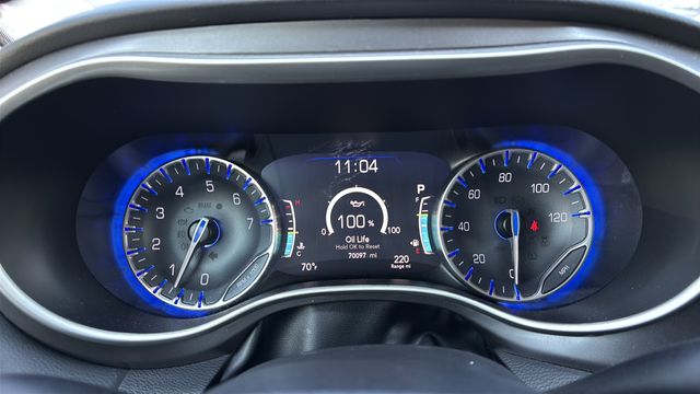 Used 2024 Silver Chrysler Touring L image 13