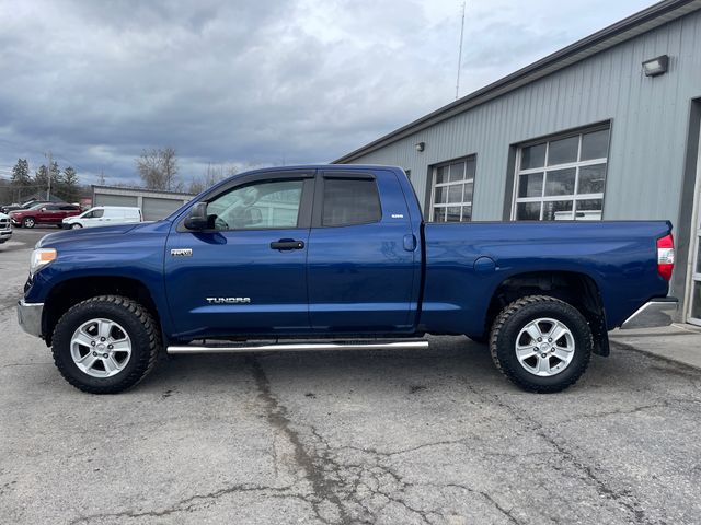 2015 Toyota Tundra SR5 - Blue Ribbon Metallic exterior view 4