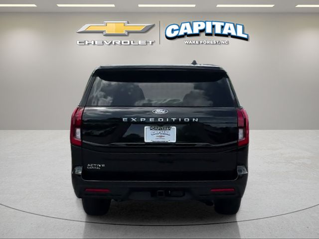 Used 2025 Black Ford Active image 4