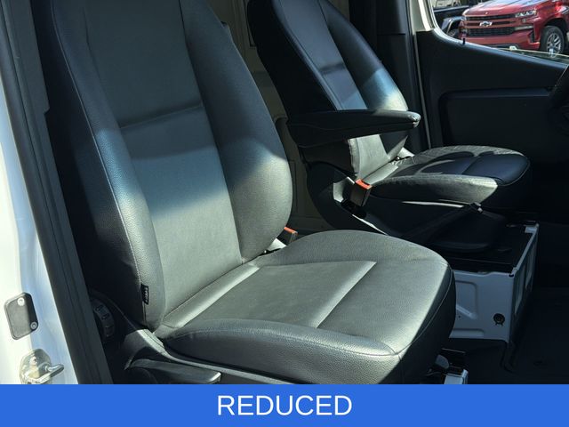 Used 2025 White Mercedes-Benz Cargo 144 WB image 29