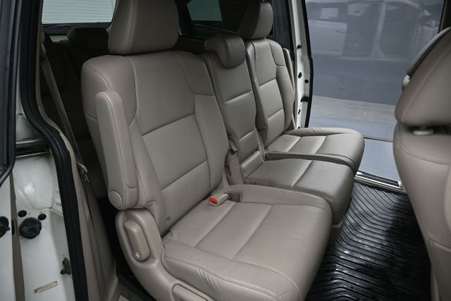 Used 2016 Honda Odyssey Van