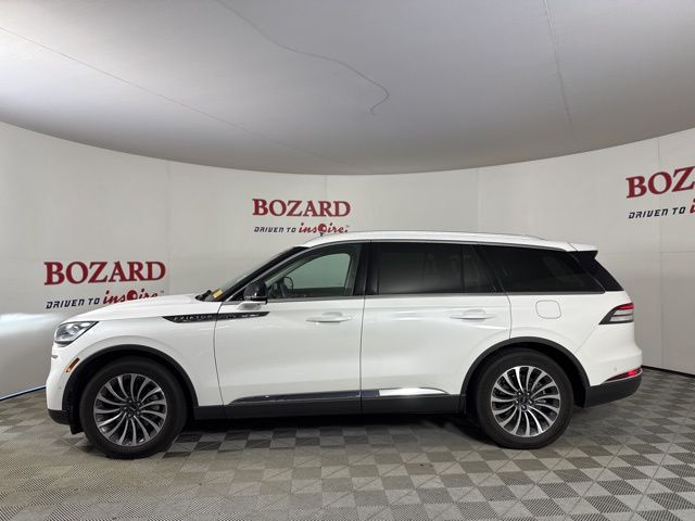 2022 Pristine White Metallic Tri-Coat Lincoln Aviator Reserve RWD SUV