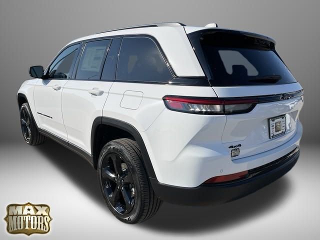 2025 Jeep Grand Cherokee Altitude 6