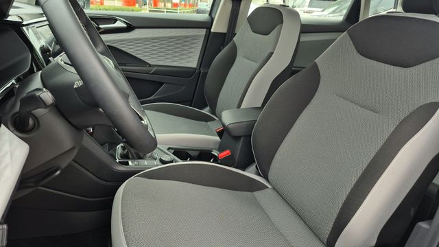 2023 Volkswagen Taos