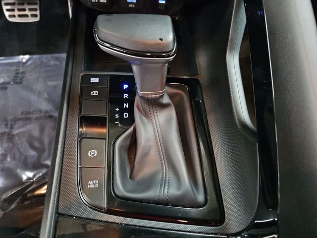 used 2025 Hyundai Elantra Hybrid car, priced at $24,311
