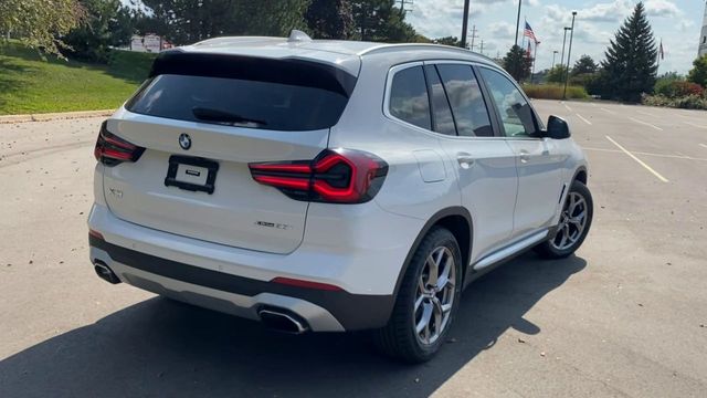 2022 BMW X3 xDrive30i 8