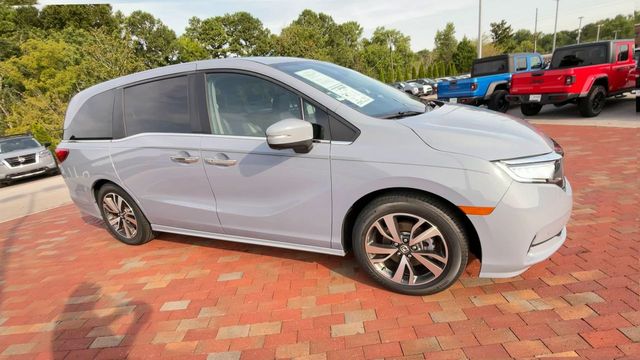 Used 2024 Honda Odyssey Van