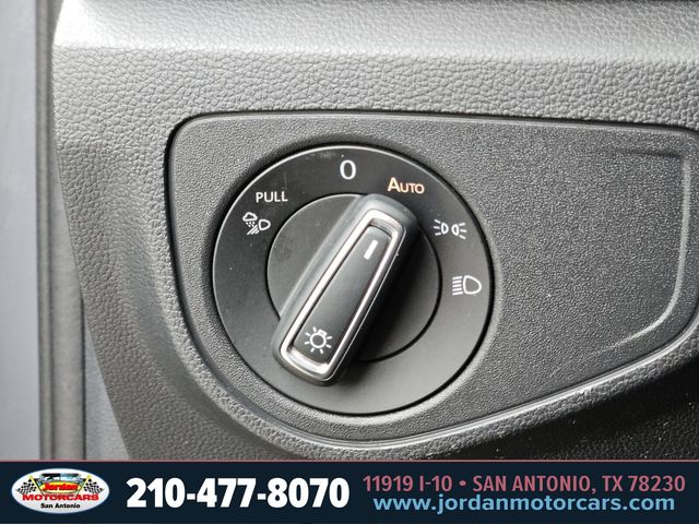 Used Car 2022 Volkswagen Atlas Cross Sport  3.6l V6 Se W/technology For Sale Under $30,000 In San Antonio, Texas