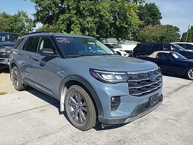 Used 2025 Ford Explorer SUV
