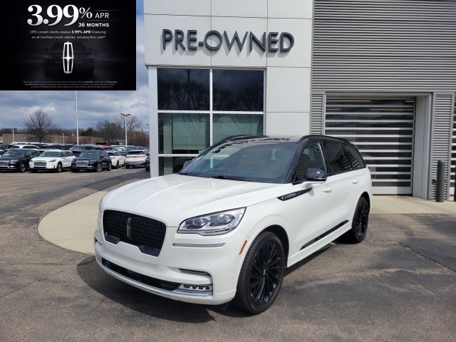 White Metallic 2023 Lincoln Aviator Black Label AWD SUV / Crossover All-Wheel Drive Automatic