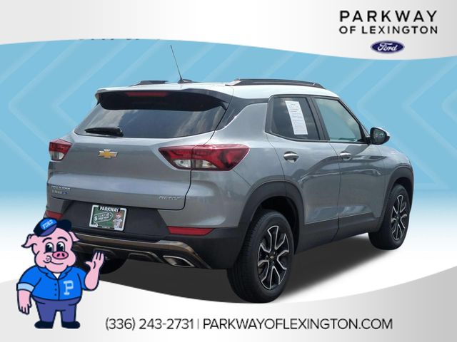Used 2023 Gray Chevrolet ACTIV image 5