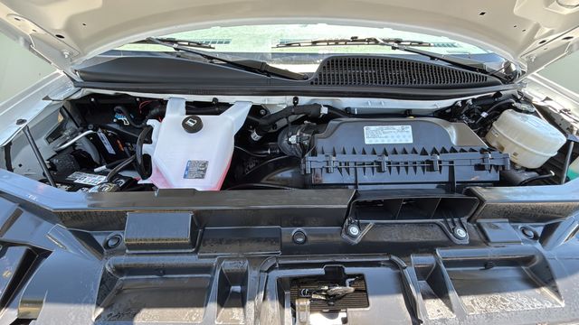 Used 2025 White GMC Work Van image 34
