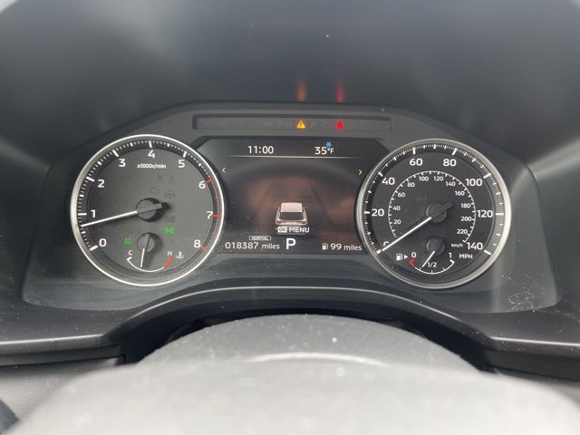 Certified Used 2025  Mitsubishi SE image 13