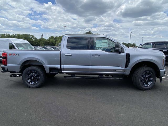 2024 Ford F-250SD Lariat 2