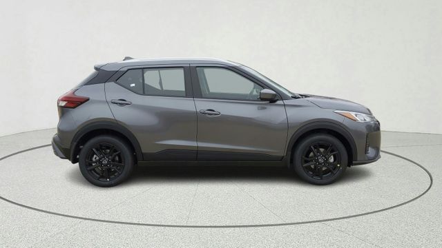 2024 Nissan Kicks