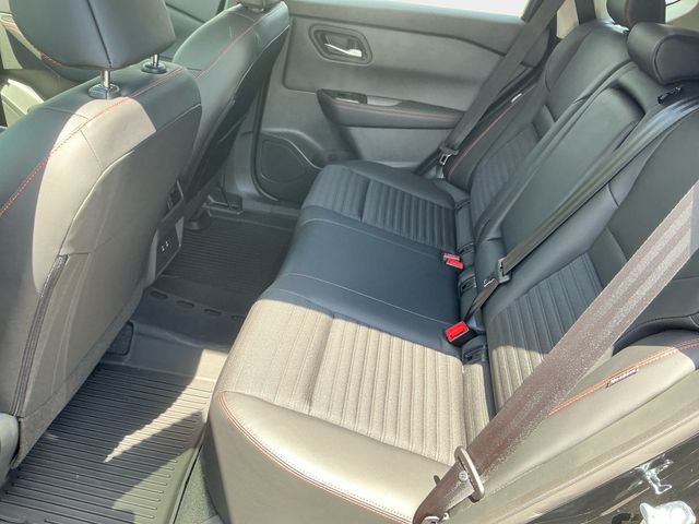 NissanRogue15