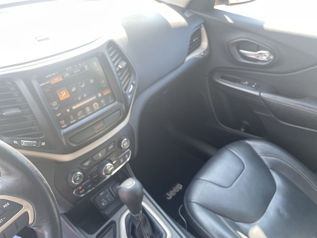 Used 2016 Jeep Cherokee SUV