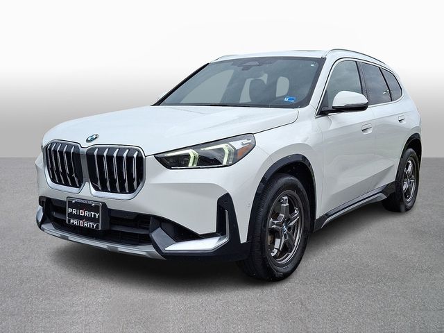 2025 BMW X1 xDrive28i's photo