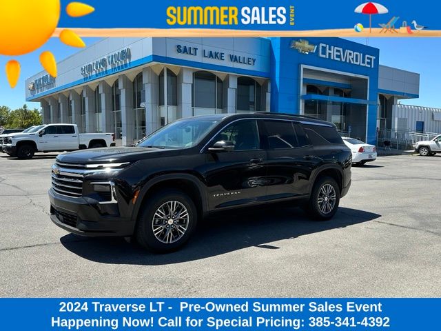 Mosaic Black Metallic 2024 Chevrolet Traverse LT FWD SUV / Crossover Front-Wheel Drive 8-Speed Automatic