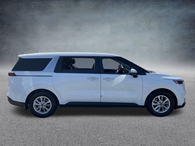 2022 Kia Carnival LXS 3