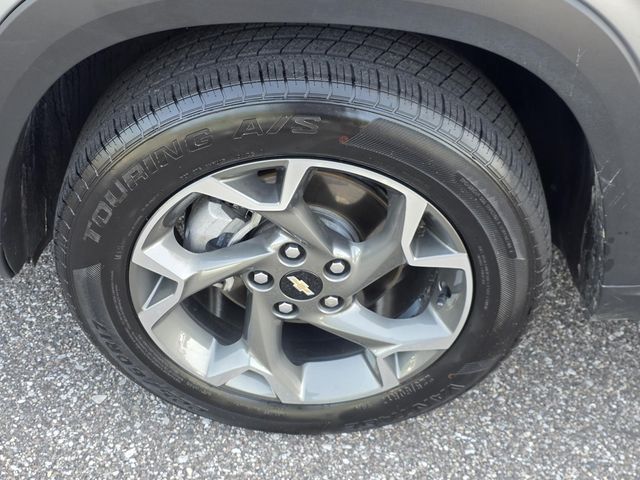 Used 2024 Chevrolet Trax SUV
