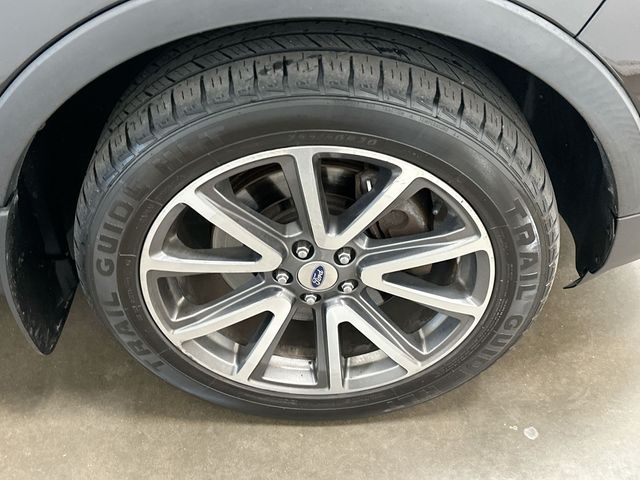 2015 Ford Explorer XLT Black at Luther Ford