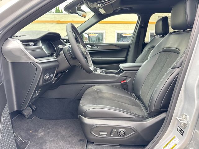 New 2025 Silver Jeep Altitude X image 11