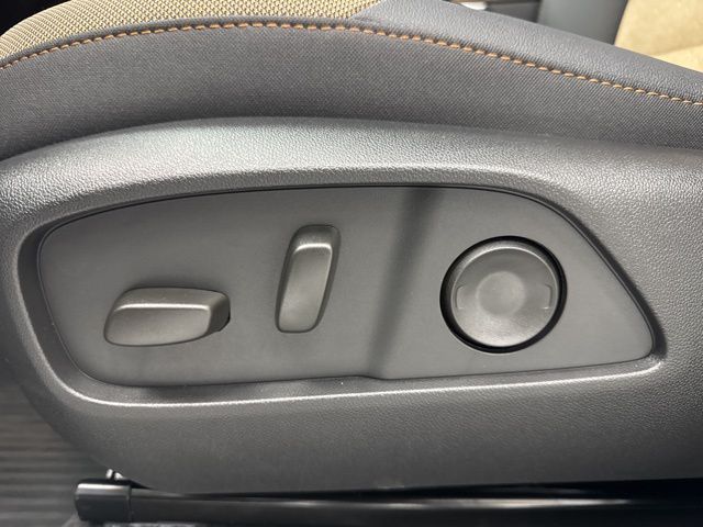 new 2026 Chevrolet Equinox car, priced at $32,670