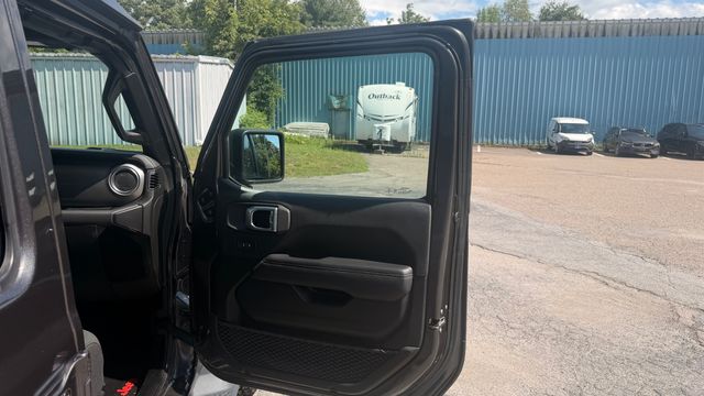 Used 2020 Jeep Wrangler SUV