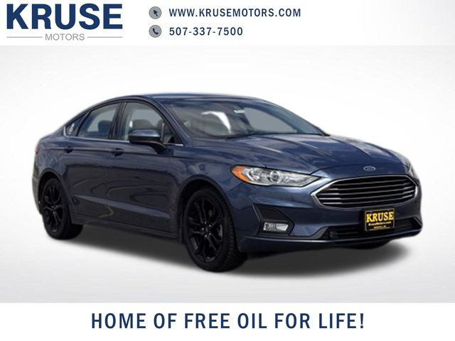 2019 Ford Fusion SE FWD's photo