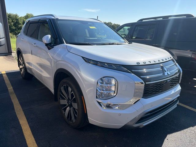 2026 Mitsubishi Outlander   at Auto Express Mitsubishi