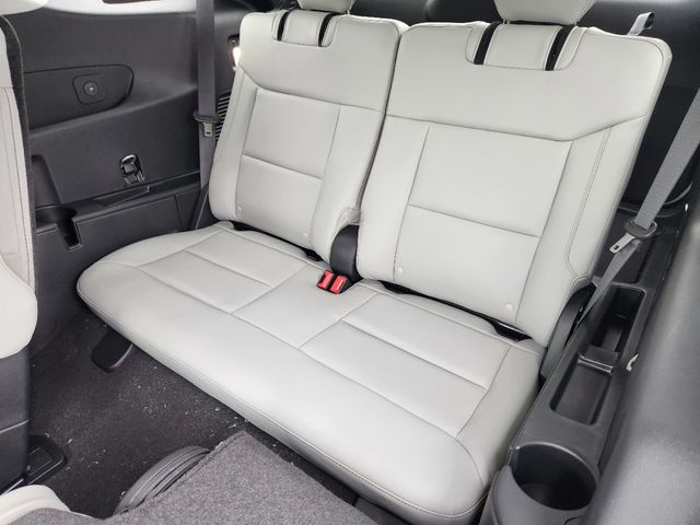 2025 Ford Explorer Active photo