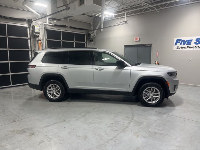 2025 Jeep Grand Cherokee L Laredo RWD