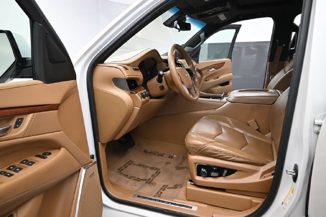 Used 2017 White Cadillac Platinum Edition image 15