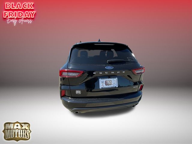 2024 Ford Escape ST-Line 33