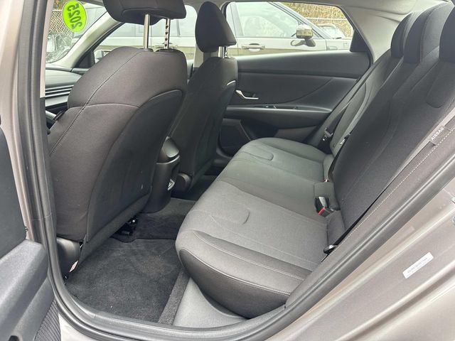 2025 Hyundai Elantra