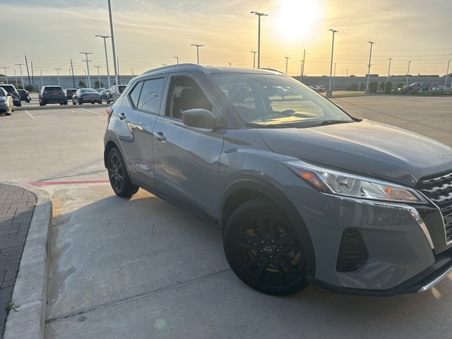 2022 Nissan Kicks SV