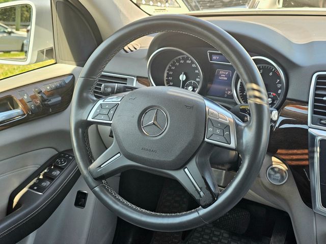 Used 2014  Mercedes-Benz ML 350 image 31