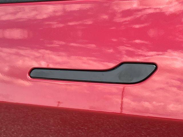 Used 2025  Tesla Long Range image 41