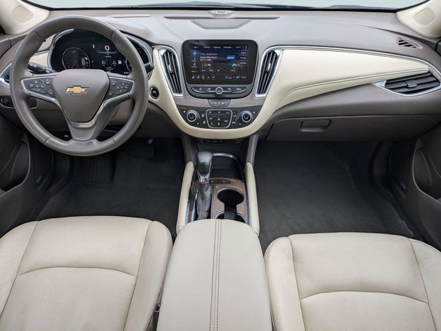 2024 Mosaic Black Metallic Chevrolet Malibu LT FWD Sedan