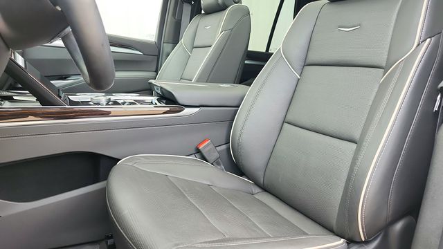 2025 Cadillac Escalade Premium Luxury - Photo 10