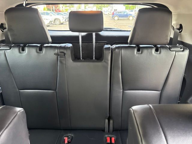 Used 2024 Toyota Highlander SUV