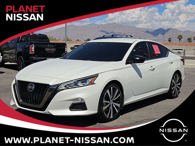 Pearl White 2022 Nissan Altima Sedan Front-Wheel Drive Continuously Variable Transmission
