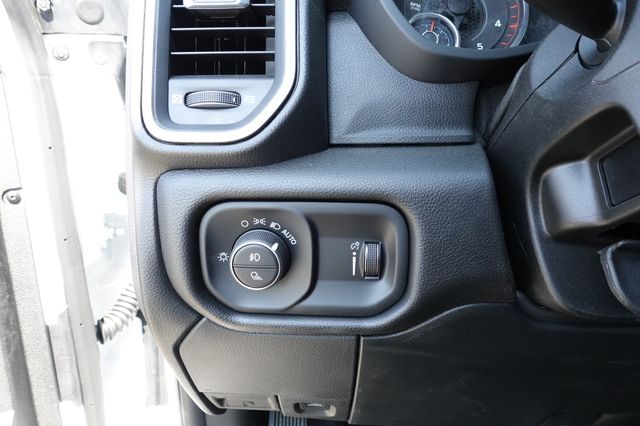 2500 Crew Cab Tradesman