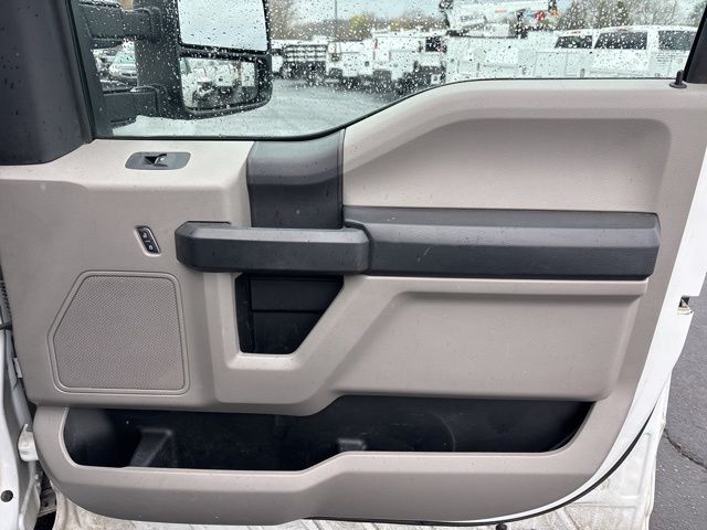 2019 Ford F-350SD XL photo