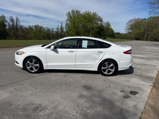 Used 2015 White Ford SE image 4
