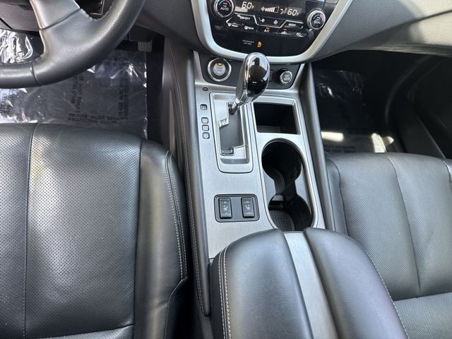 Used 2021 Silver Nissan SL image 25